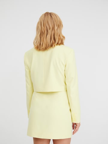 ABOUT YOU x Iconic by Tatiana Kucharova Blazer 'Carola' in Yellow