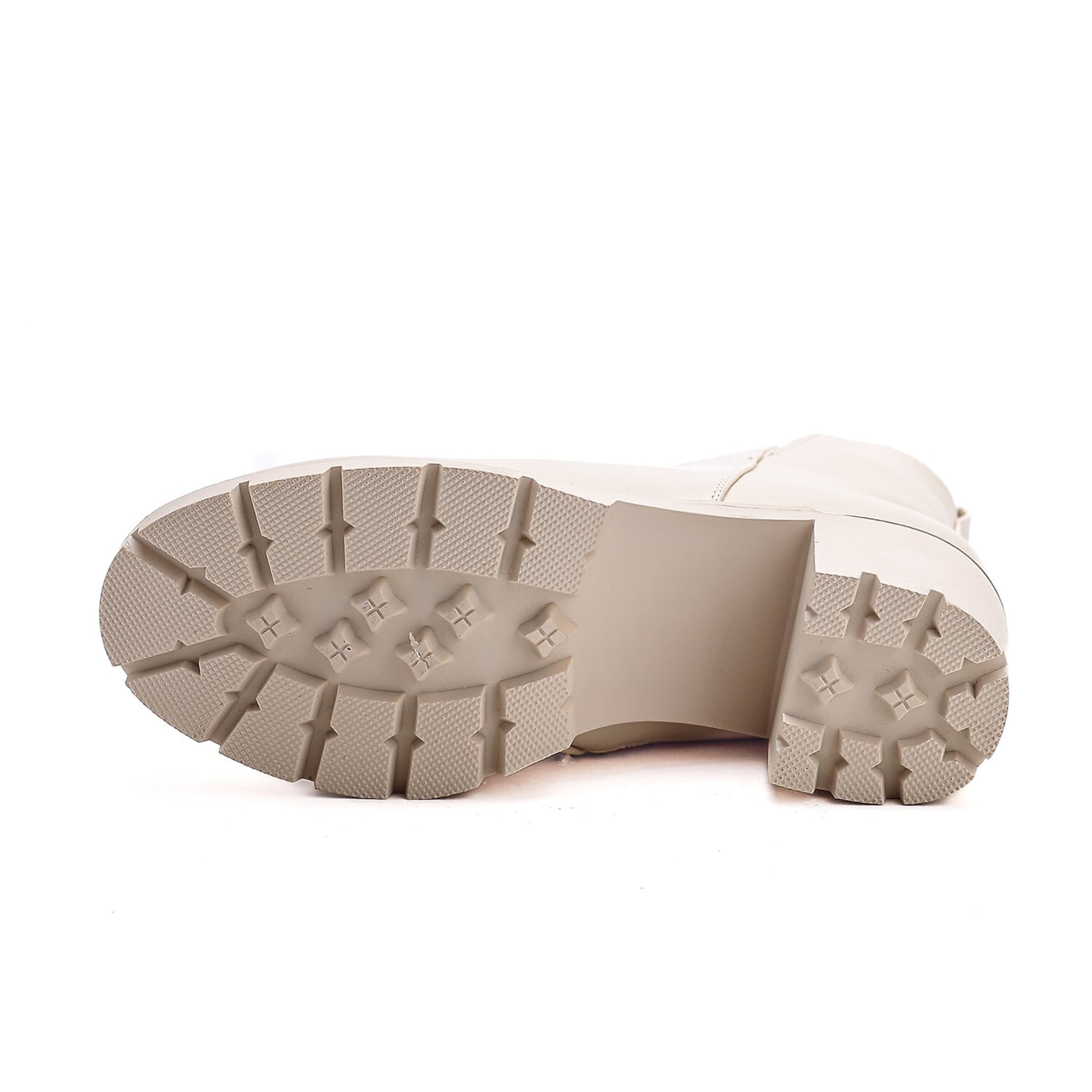Elara Ankle Boots in Beige
