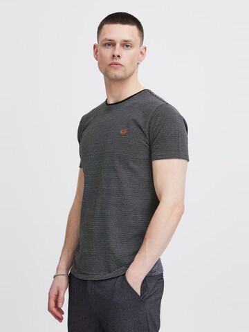T-Shirt ' Lupko ' INDICODE JEANS en gris : devant