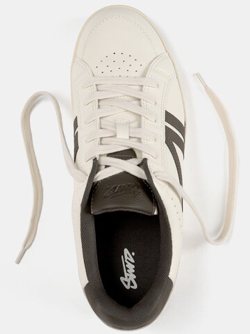 Pull&Bear Sneaker in Weiß