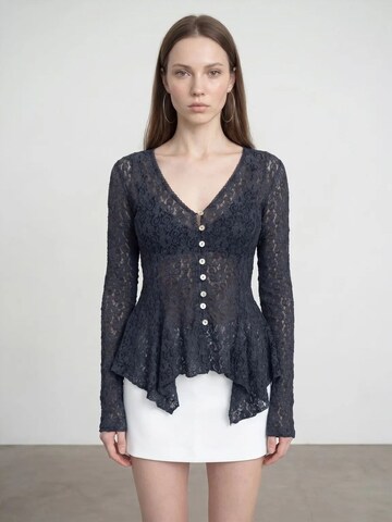 Dilvin Knit Cardigan in Blue