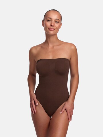 Body modelant 'Trägerloser Bodysuit Sculpting Shapewear mit Slip' cfab (formerly creamy fabrics) en marron : devant