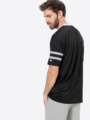 NEW ERA Regular Fit T-Shirt in Schwarz