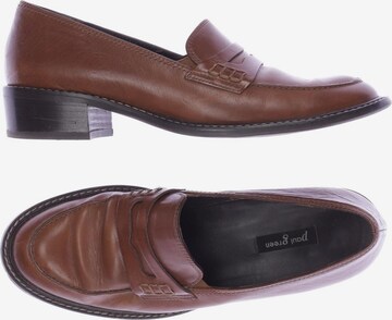 Paul Green Flats & Loafers in 38 in Brown: front