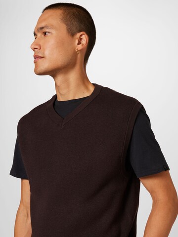 JACK & JONES Sweater Vest 'KEEGAN' in Brown