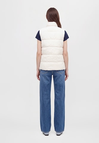 Gap Tall Vest in White: back