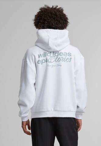 Felpa 'Wild Stories' di MT Upscale in bianco