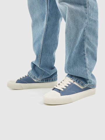 Pull&Bear Låg sneaker i blå