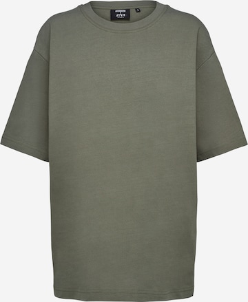 ABOUT YOU x VIAM Studio Shirt 'Goal' in Groen: voorkant