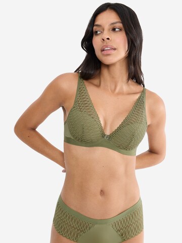 TRIUMPH Triangel BH 'Aura Spotlight' in Groen: voorkant