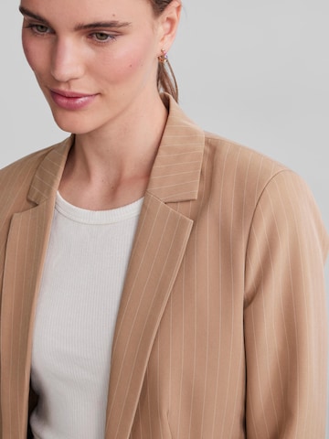 Blazer di PIECES in marrone