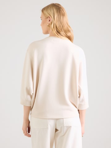 COMMA Суичър в бяло