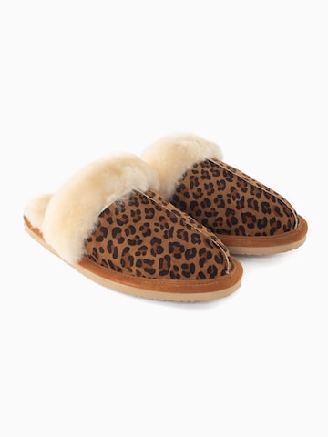 Minnetonka Pantoletter 'Leopard' i brun