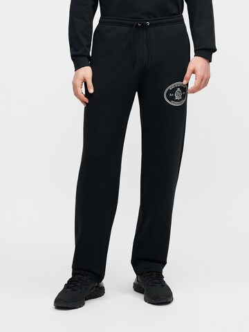 Nike Sportswear Обычный Штаны 'Club' в Черный: спереди