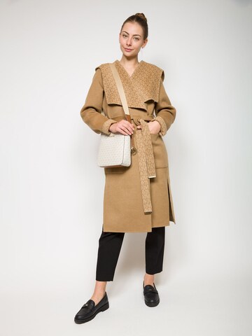 Michael Kors Schoudertas in Beige