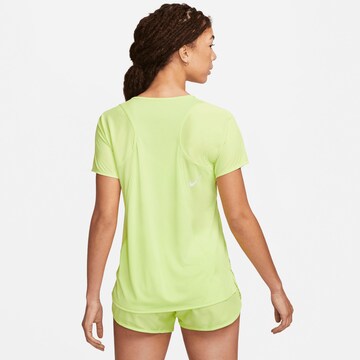 NIKE Sportshirt 'Race' in Grün