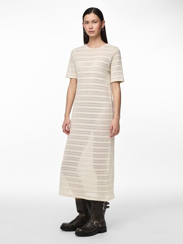 PIECES Gebreide jurk 'PCAgda' in Beige