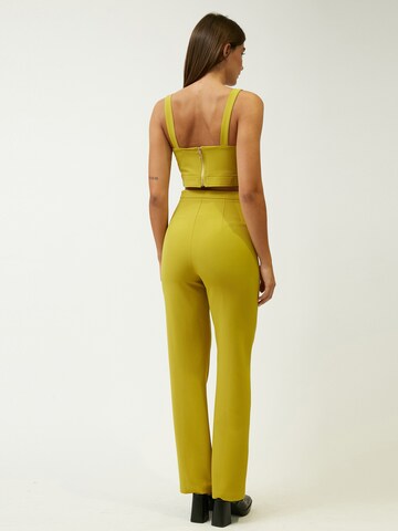 Regular Pantalon Influencer en jaune