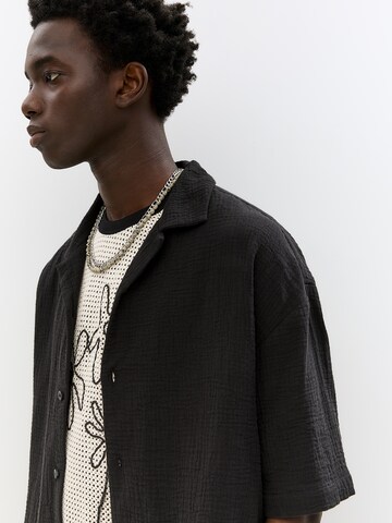 Pull&Bear Comfort fit Button Up Shirt in Black