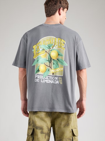 Pegador Μπλουζάκι 'Kort' σε γκρι: μπροστά