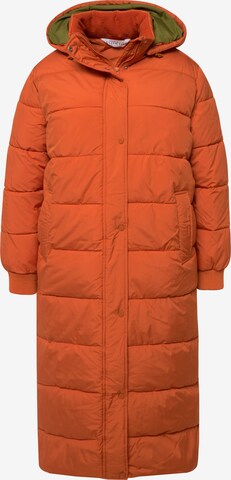 Studio Untold Winter Coat in Orange: front