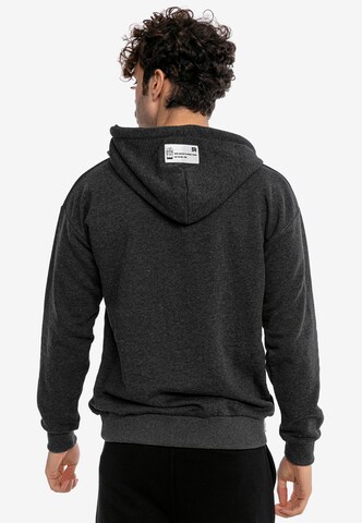 Redbridge Kapuzenpullover 'Centennial' in Grau