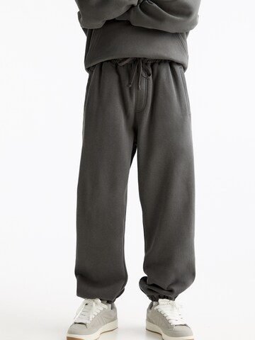 Pull&Bear Jogginganzug in Grau