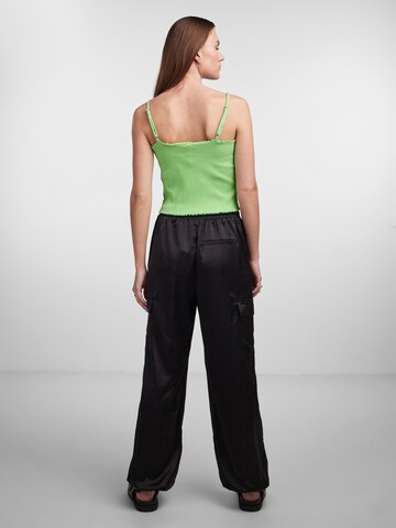 PIECES - Top 'Nukisa' en verde