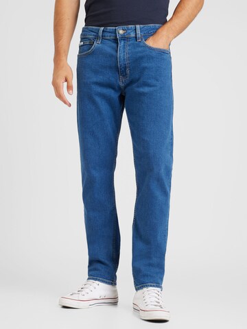 GUESS JEANS Slimfit Džíny – modrá: přední strana