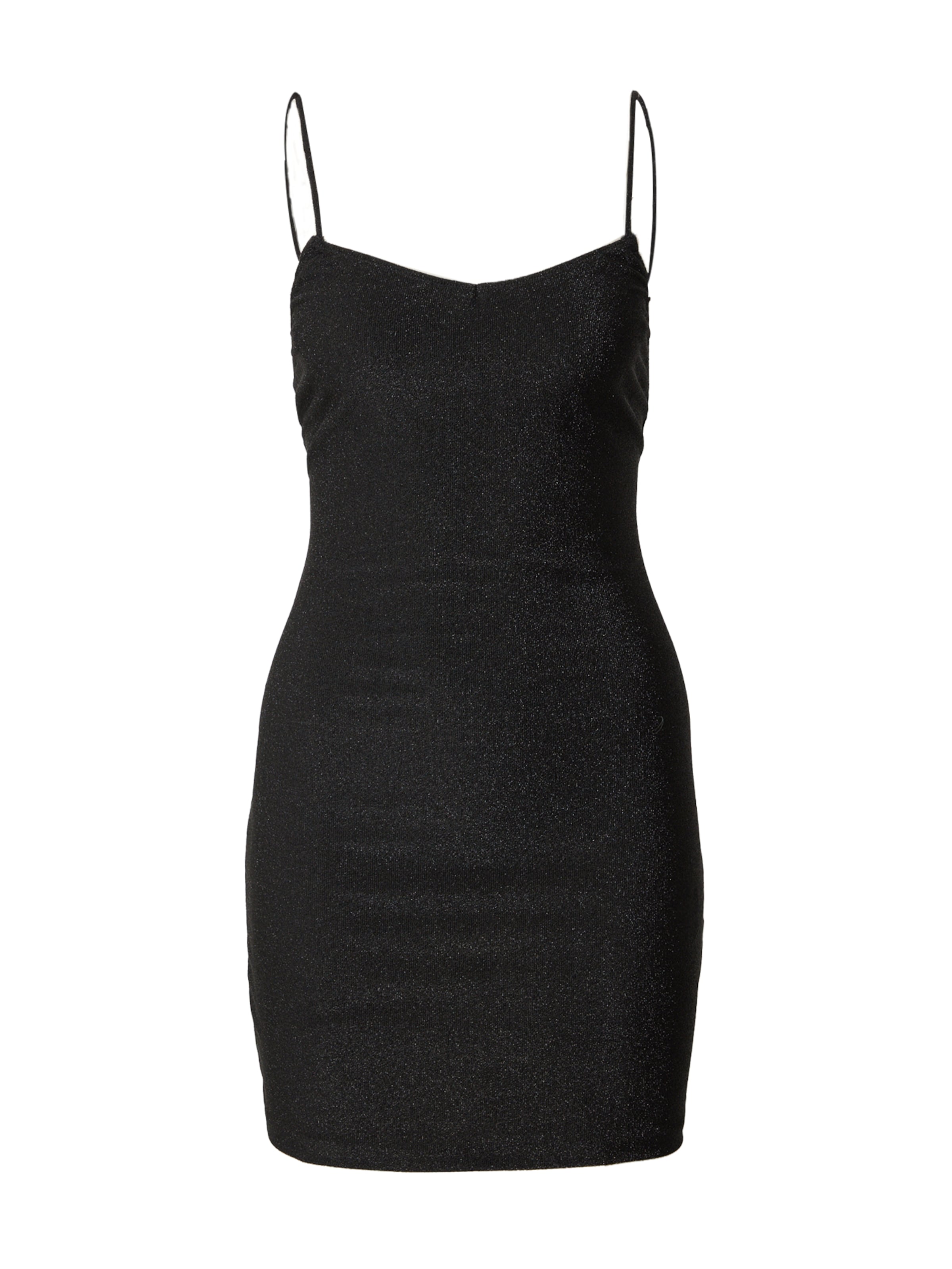 melns Monki Kleita: no priekšpuses