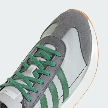 ADIDAS ORIGINALS Trampki niskie 'Country XLG' w kolorze szary