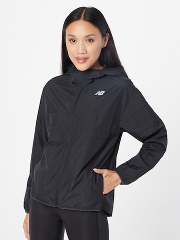 new balance - Chaqueta deportiva en negro: frente