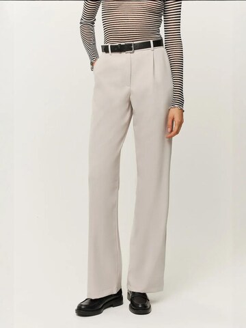 Hiccup - Loosefit Calças com pregas em bege: frente