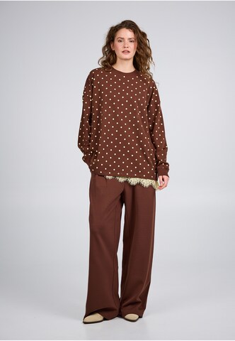 OH APRIL Shirt 'Little Things' in Bruin