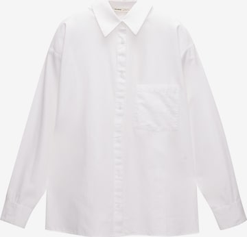 Pull&Bear Pusero värissä valkoinen: etupuoli
