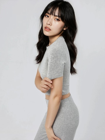 T-shirt Busem en gris