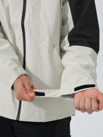 Youthup Outdoor jacket in Black