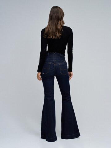 Salsa Jeans Flared Jeans 'Diva' in Blau