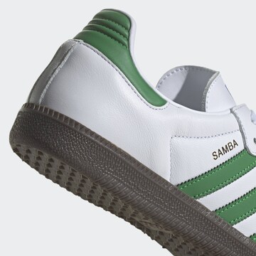 ADIDAS ORIGINALS Låg sneaker 'Samba' i vit