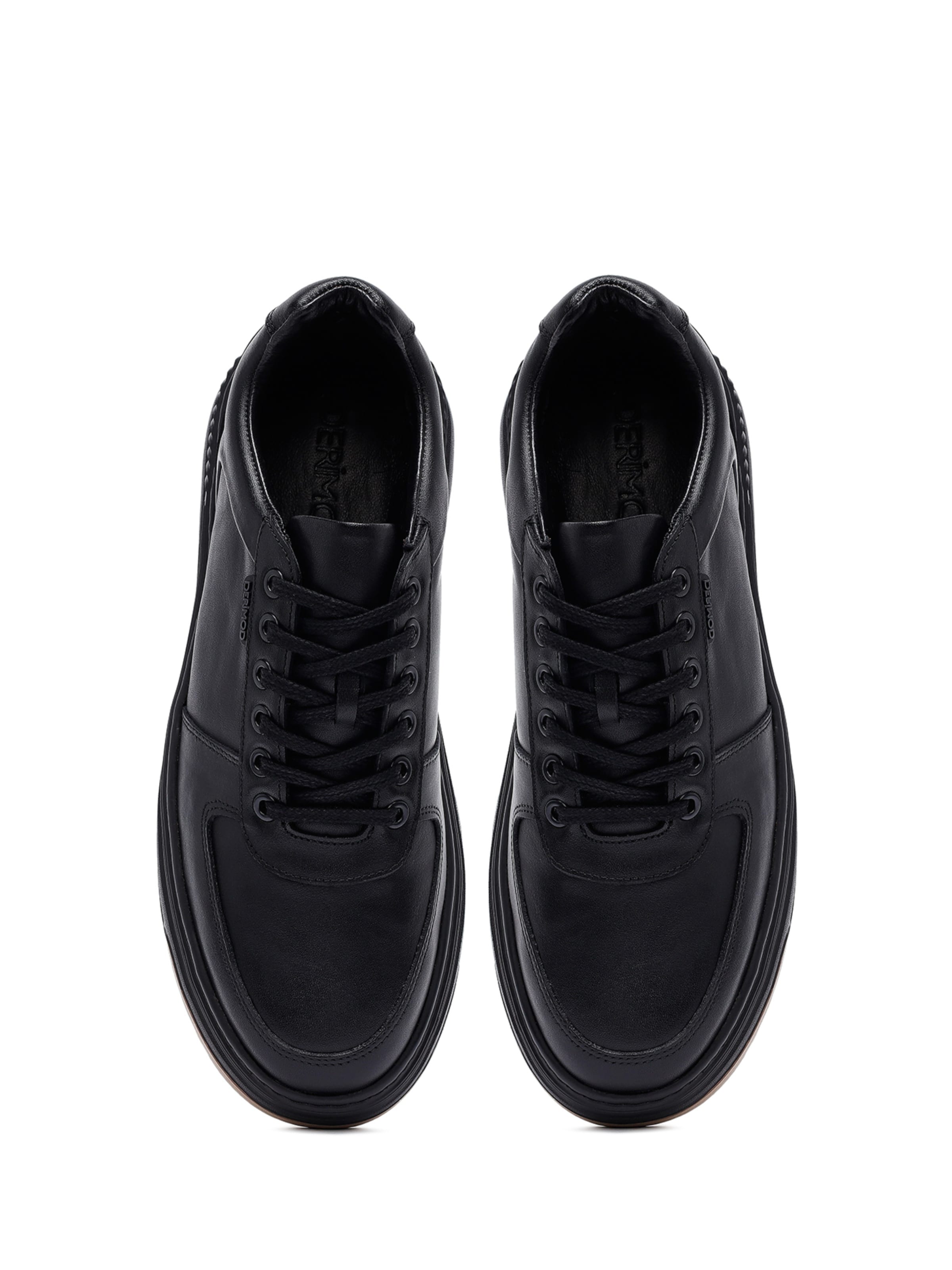 Sneaker bassa di Derimod in nero