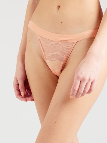 Calvin Klein UnderwearTanga gaćice - narančasta boja: prednji dio