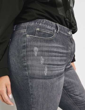 SAMOON Slim fit Jeans 'Betty' in Grey