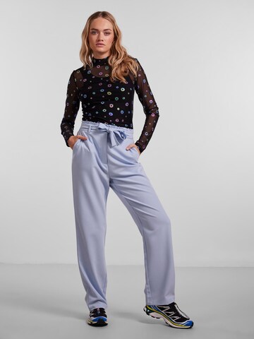 PIECES Regular Broek in Blauw