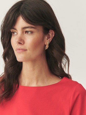 TATUUM Earrings in Gold: front