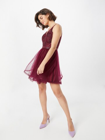 Robe de cocktail Laona en rouge