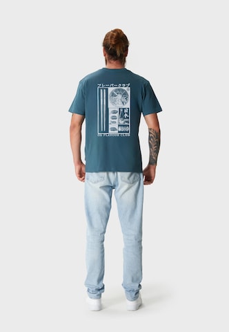 Oldskull T-Shirt 'Asian Flavour Club Umami Graphic' in Blau