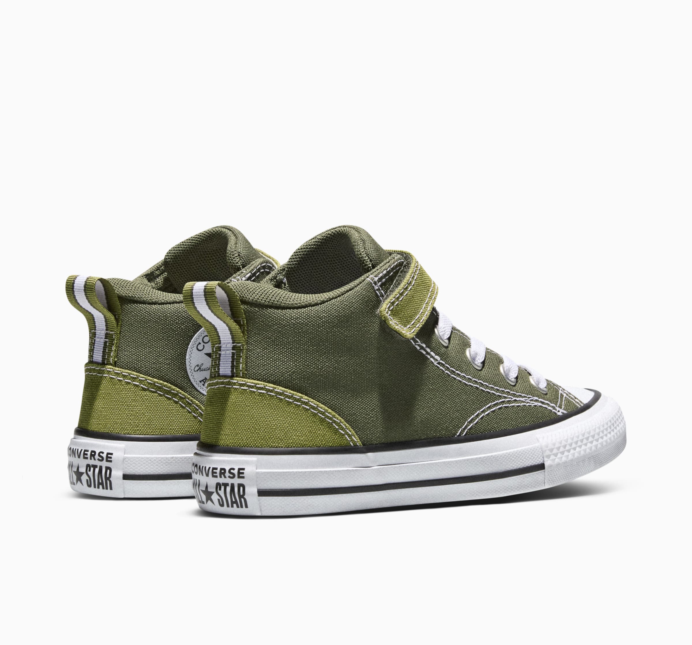 CONVERSE Sneakers in Green