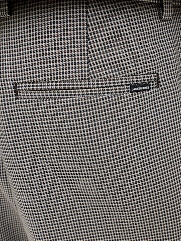 Baggy Pantaloni chino di JACK & JONES in verde