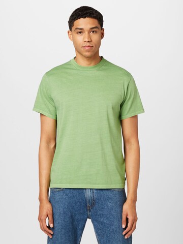 LEVI'S ® T-shirt 'Gold Tab Tee' i grön: framsida