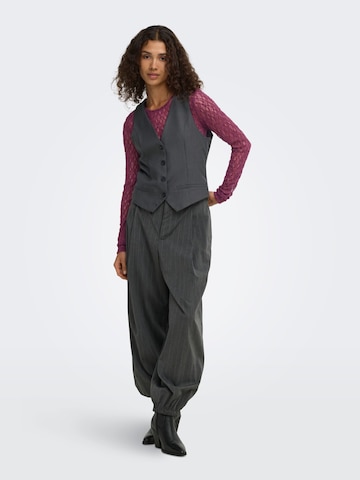 Gilet 'ONLLinda' ONLY en gris